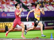 -双线作战：球员们努力训练备战决赛