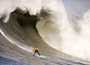 九游娱乐首页-布伦森末节狂飙定乾坤，灰熊险胜新疆演绎冰火对决