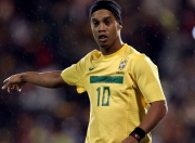 九游体育官方入口-棋逢对手，当南非的狂野节奏遇上莫德里奇的永恒棋局