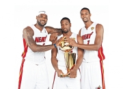 九游体育APP下载-东契奇防守端锁死对手，猛龙末节翻盘黄蜂，一场战术与意志的胜利