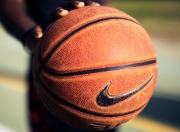 九游APP-极速狂飙，阿隆索状态火热，法拉利轻取雷诺车队