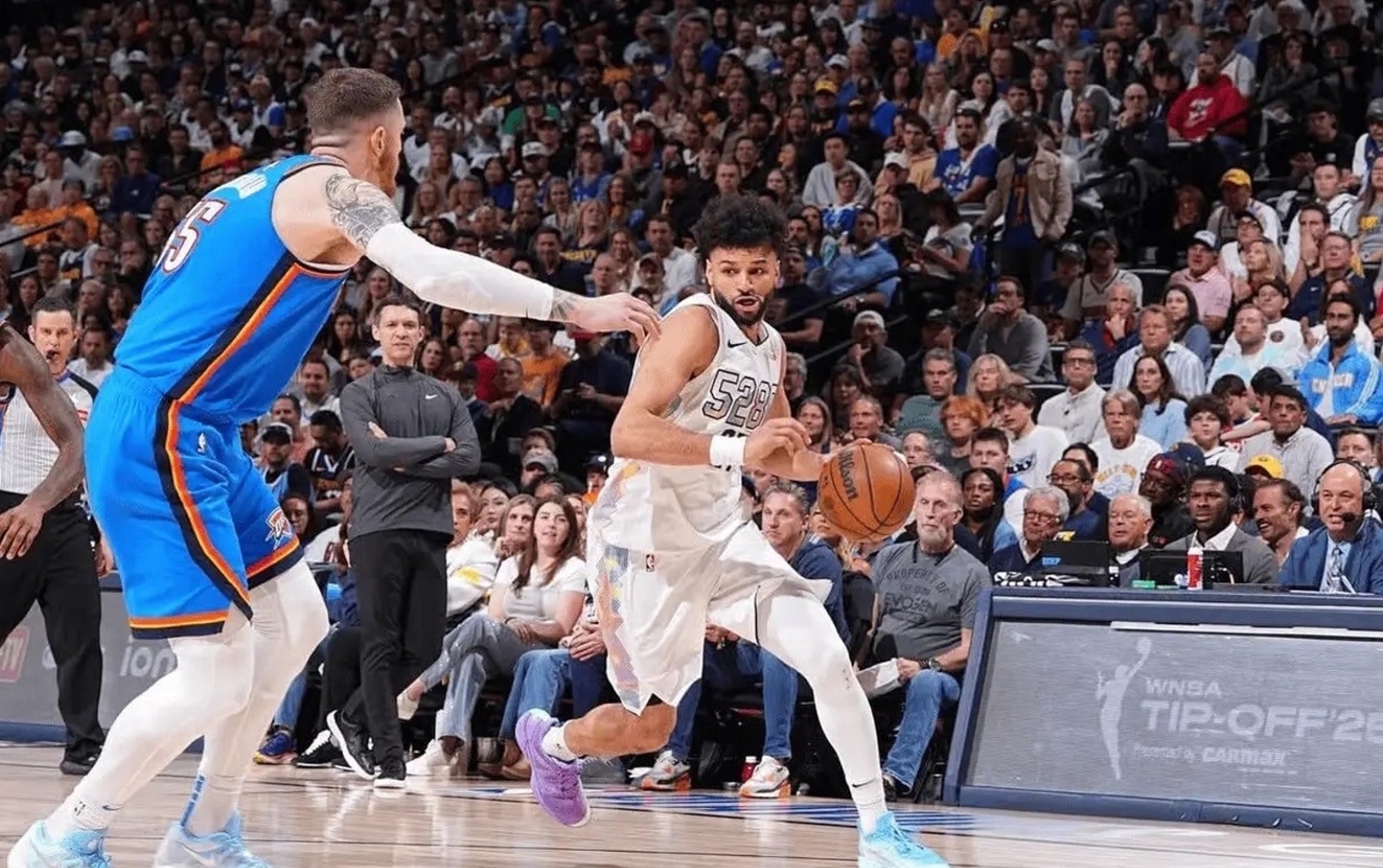 包含西班牙网球队逆转日本网球队，穆雷完成帽子戏法的词条